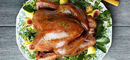 Домашние деликатесы всегда свежие, натуральные и очень-очень вкусные тушка копченой курицы